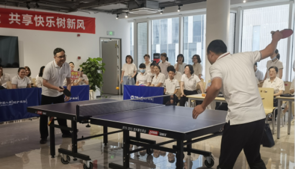 “乒”出风采 “乒”响未来——中国人寿财险舟山中支乒乓球比赛燃爆全场