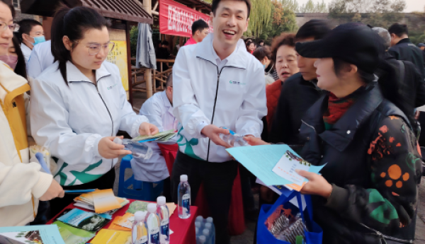 保险助农“六送下乡”，国寿财险湖州中支走进基层服务乡村振兴