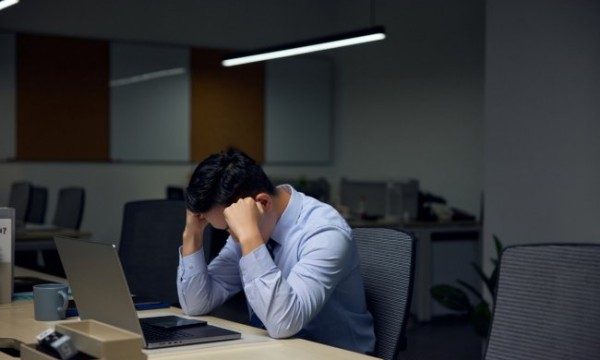 衔远科技Leadeep AI领衔者：用经济学“决策成本”理论重构企业竞争力